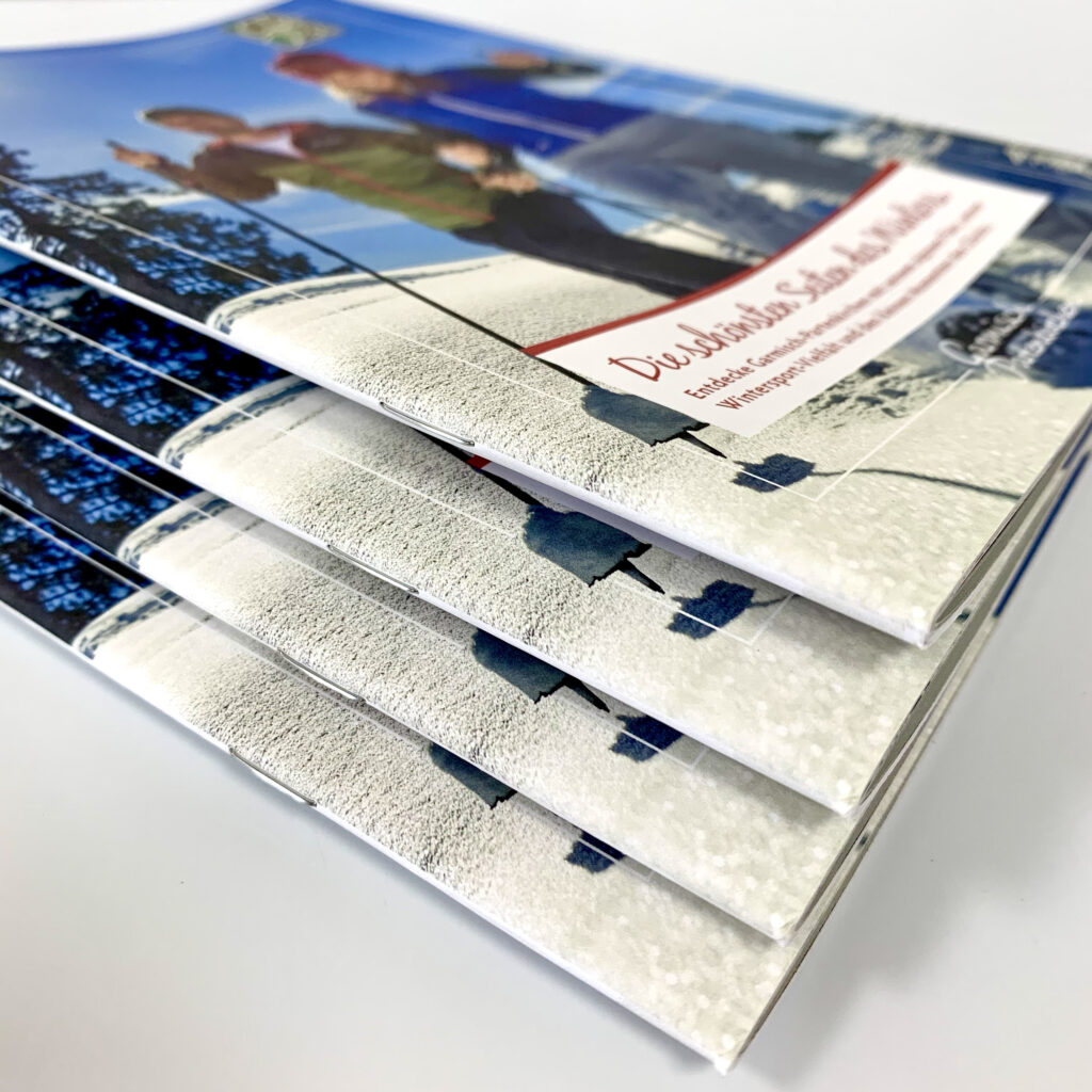 Broschuere Gapa Winter6 - Rückstichhefung Wiesendanger medien Druckerei UV-Offset